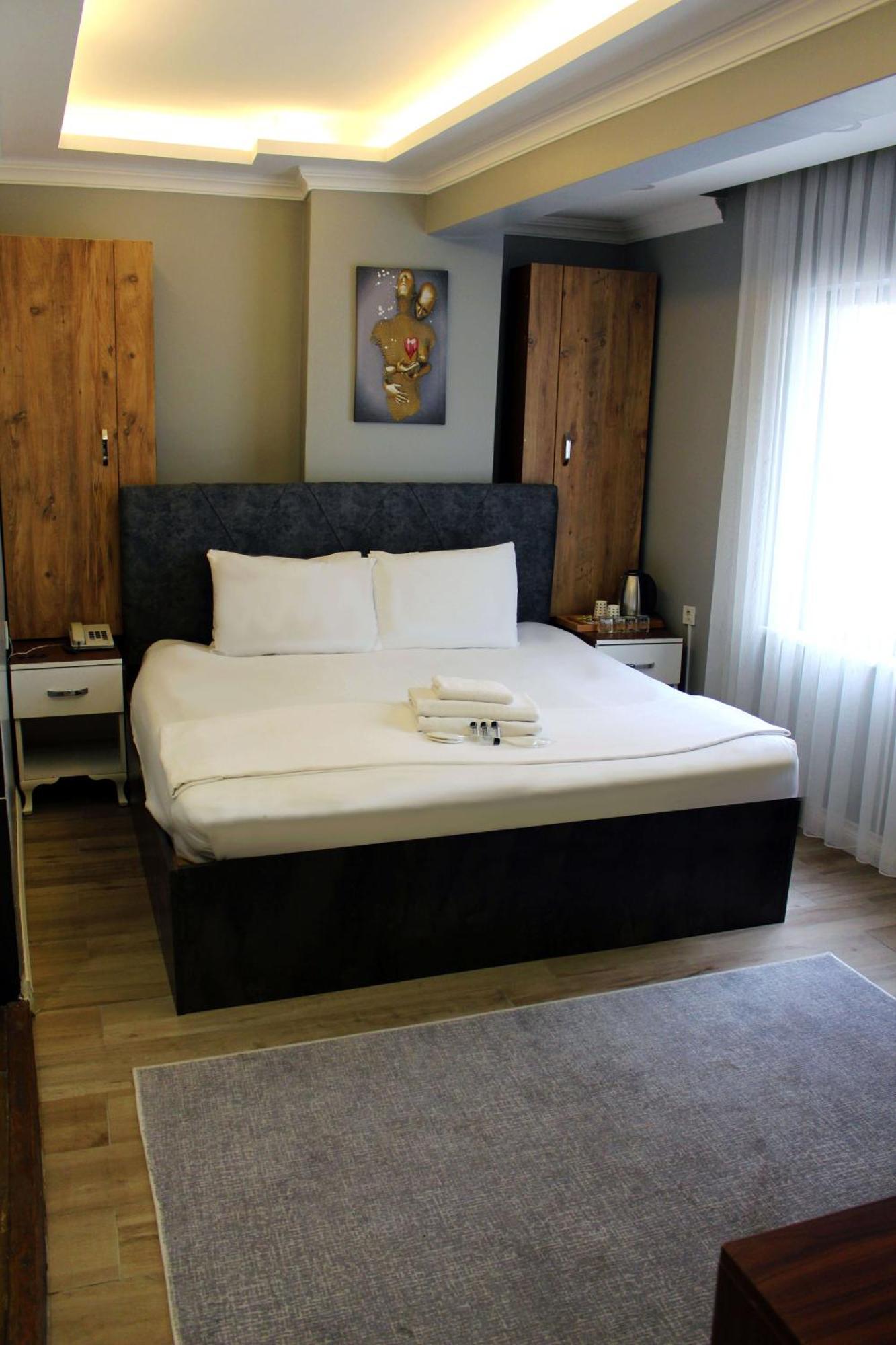 Biglife Hotel Istanboel Buitenkant foto