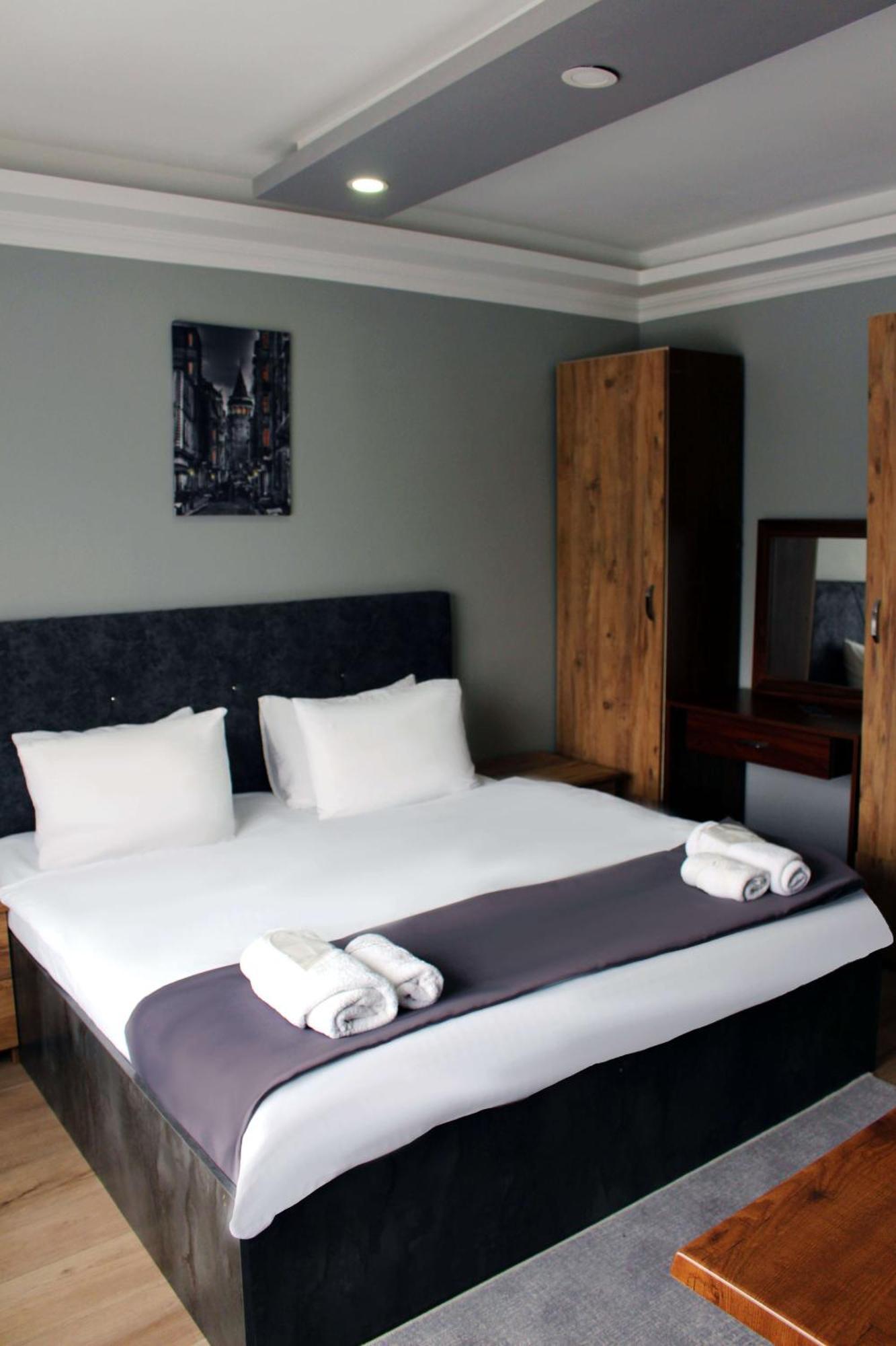 Biglife Hotel Istanboel Buitenkant foto